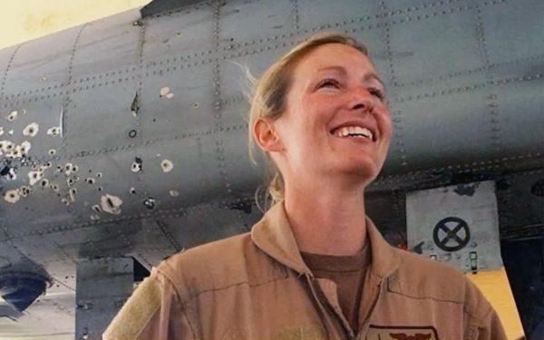 How A-10 Pilot Kim Campbell Flew a Damaged Warthog 300 Miles to Safety After a Missile Strike